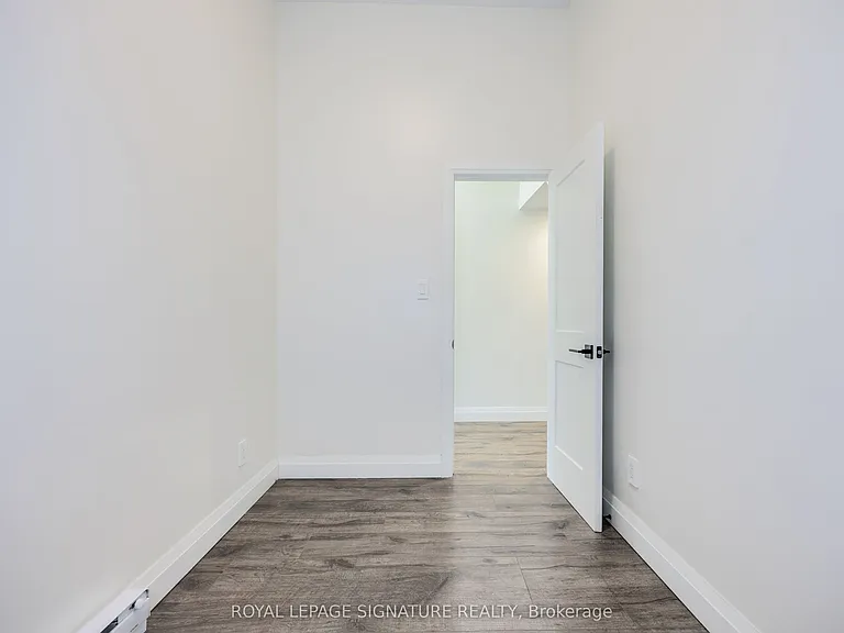 414 Spadina Ave #2 — Photo 9