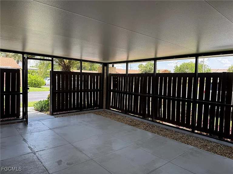 6331 Royal Woods Dr — Photo 11
