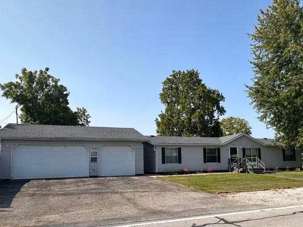 255 E Market St, Bunker Hill, IN 46914