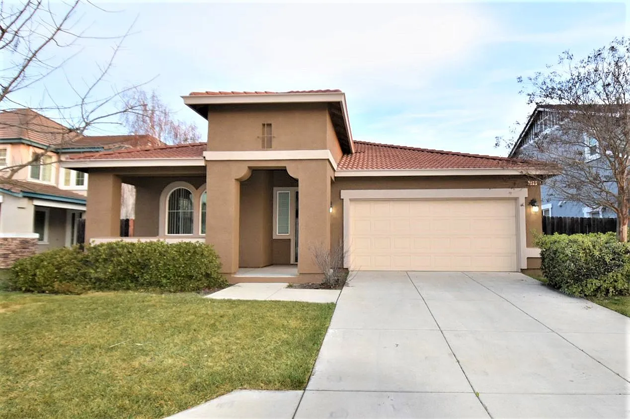 126 Vella Cir photo 1