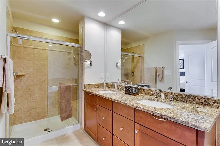 2149 Red Vine Dr — Photo 25