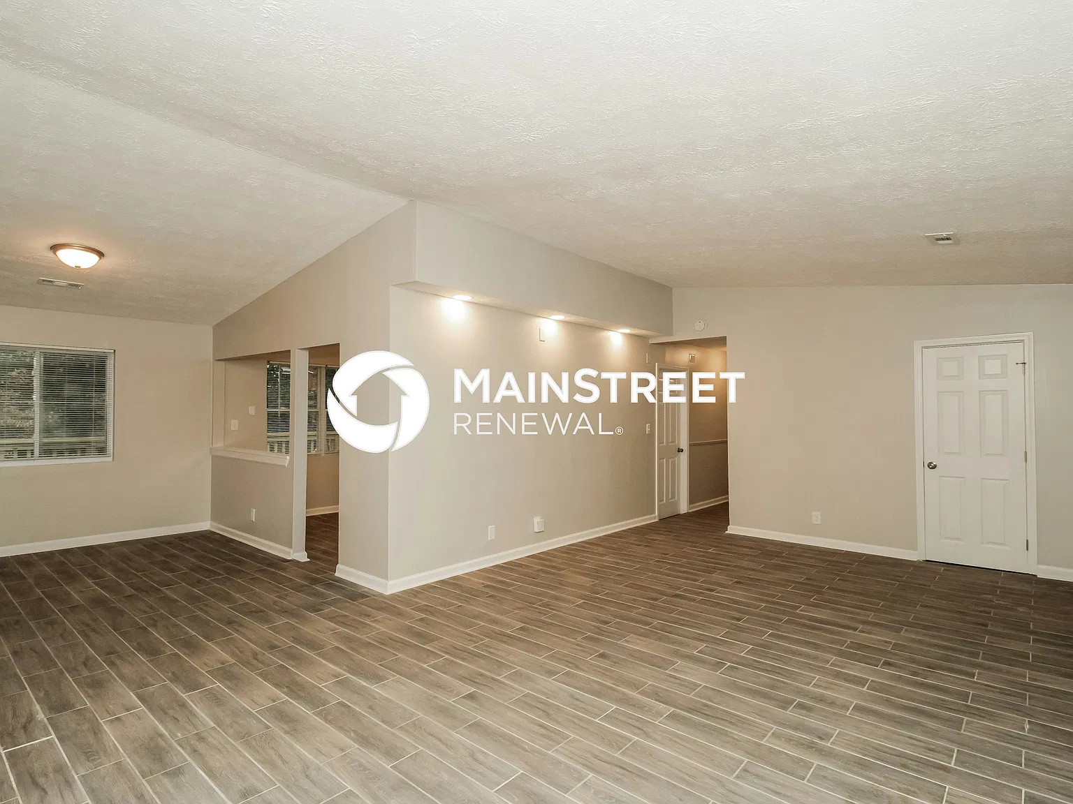 1349 Willow Trl Sw — Photo 3