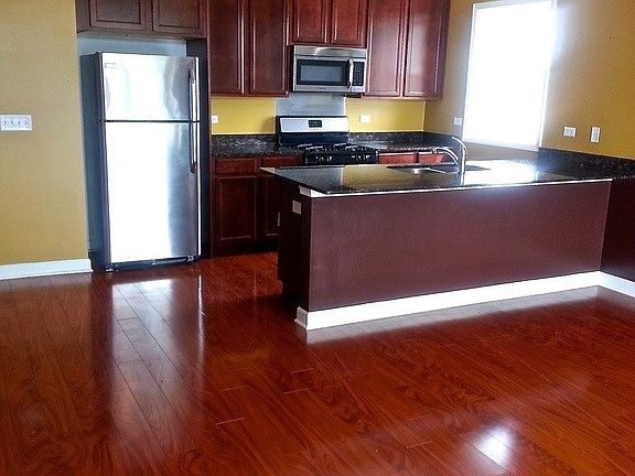 2nd image of 214 W 31st St APT 3W