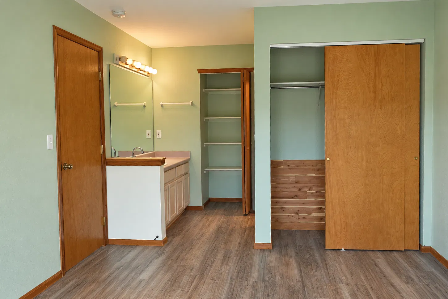 4555 Sentinel Rock Terrace - 1 — Photo 4