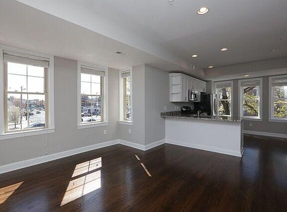 5th image of 1025 E Moyamensing Ave Unit Ii