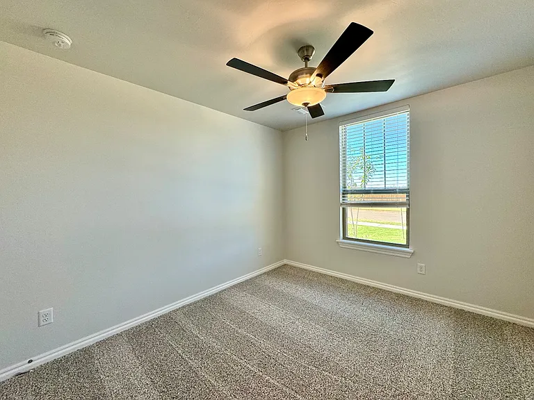 16220 Marsha Dr — Photo 19