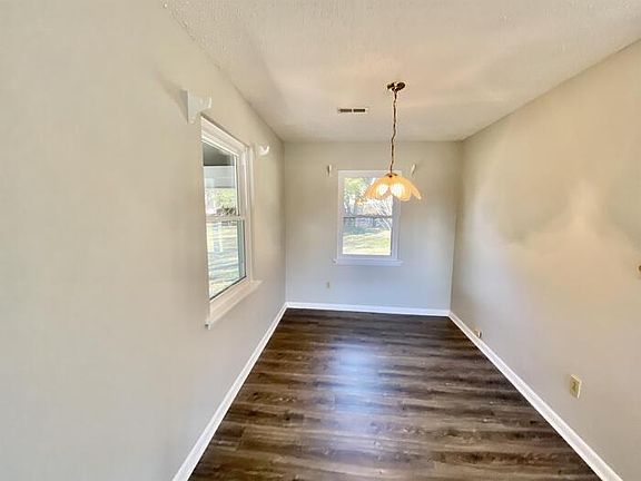 3rd image of 13914 Hurstland Dr SW