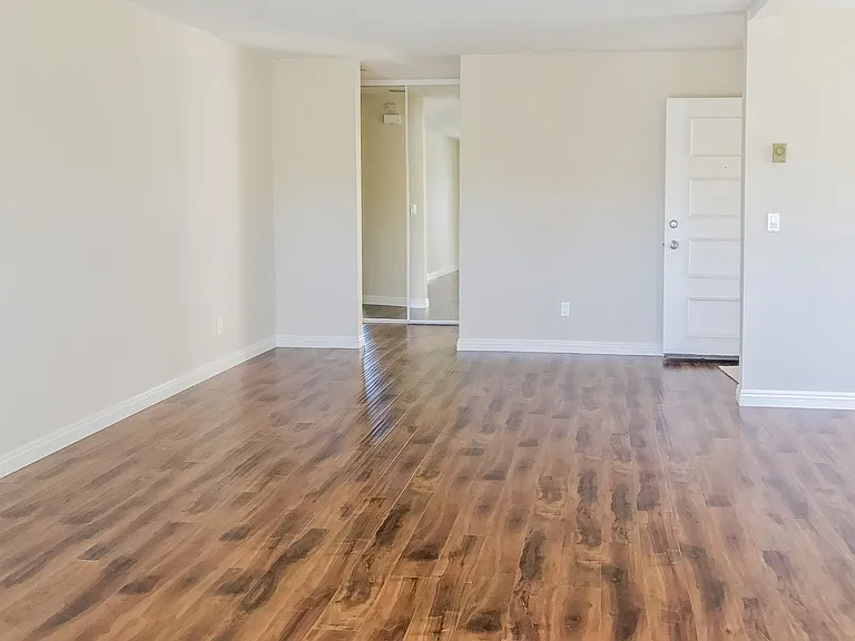 10805 Camino Ruiz #47 — Photo 7