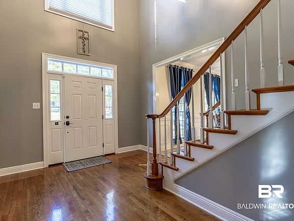 4th image of 31690 Rhett Dr
