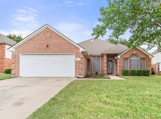 271 Meadowside Dr, Keller, TX 76248