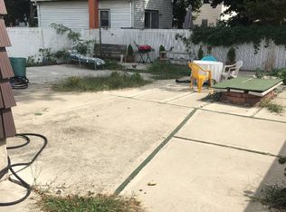 412 McClean Ave, Staten Island, NY 10305