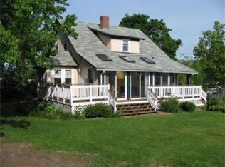 97 South St, Auburn, MA 01501