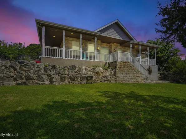 22101 Oban Dr, Briarcliff, TX 78669