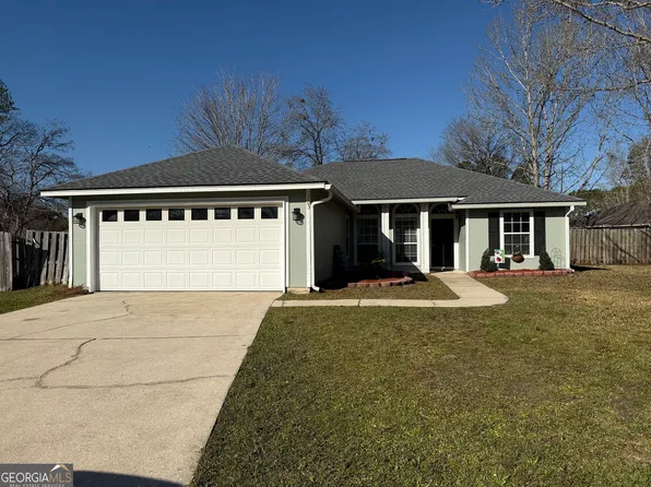 105 Sassy Ct, Saint Marys, GA 31558