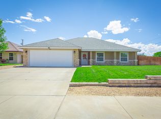 1034 Heather Dr, Roswell, NM 88203