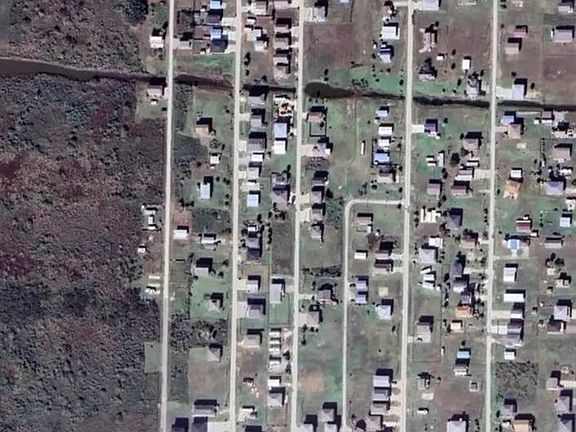 5th image of 1021 N Tinkle Ln