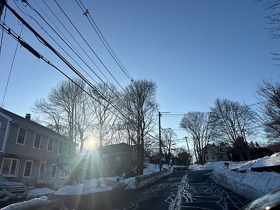 4th image of 18 Old Nahant Rd