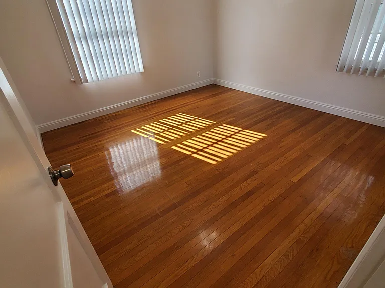 1753 E Ocean Blvd #7 — Photo 17