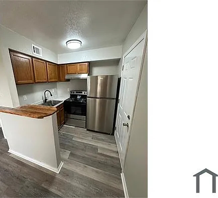 1730 E 67th St — Photo 1
