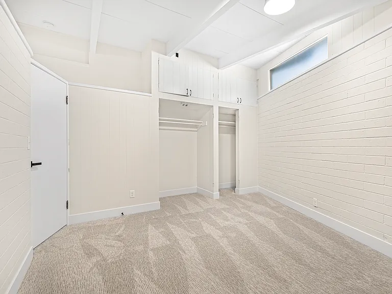 210 N 1st St #2 — Photo 17