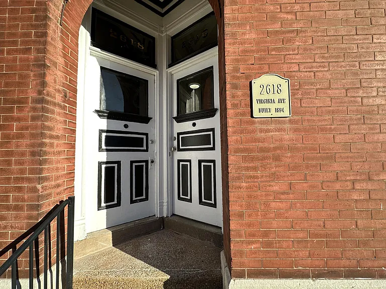 2618 Virginia Ave #1F — Photo 1