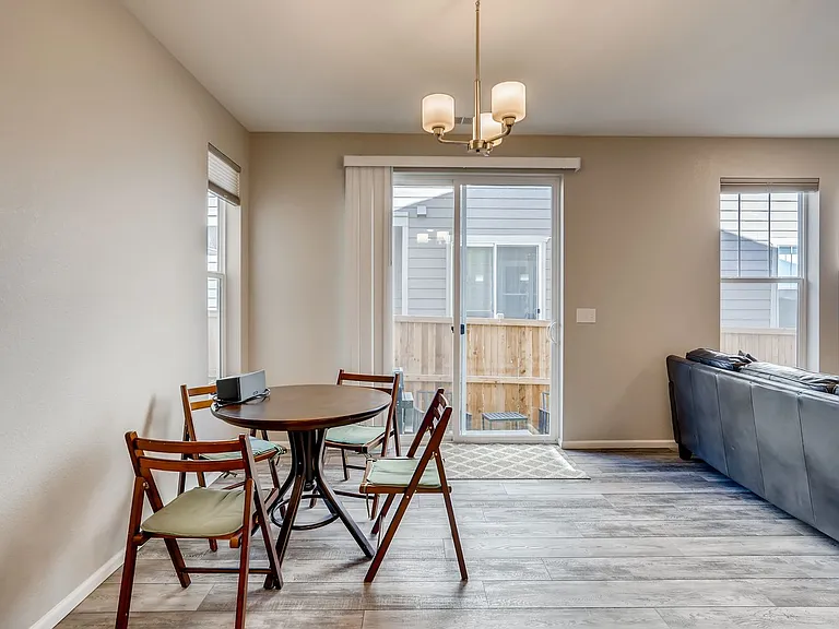 13710 Ash Cir — Photo 9