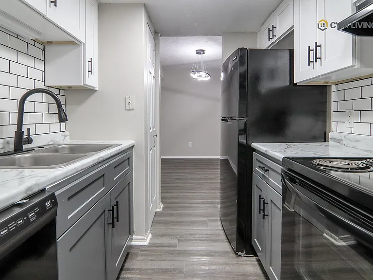 The Eclipse Apartment Homes — Photo 18