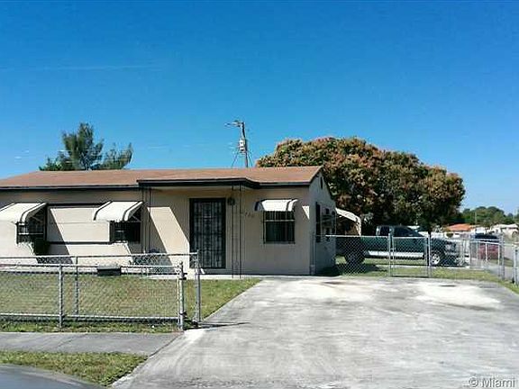 3rd image of 16530 NW 17th Pl