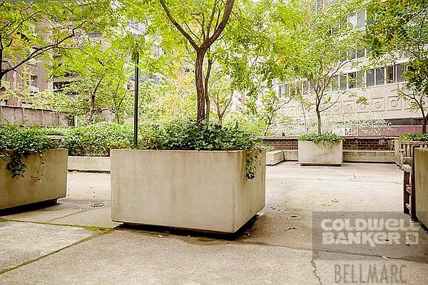Sold by Bellmarc Realty | media 10