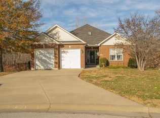 1202 Nottingham Dr, Warrensburg, MO 64093