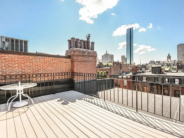 275 Beacon St #3B — Photo 13