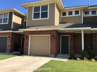 797 SW 14th St, Moore, OK 73160