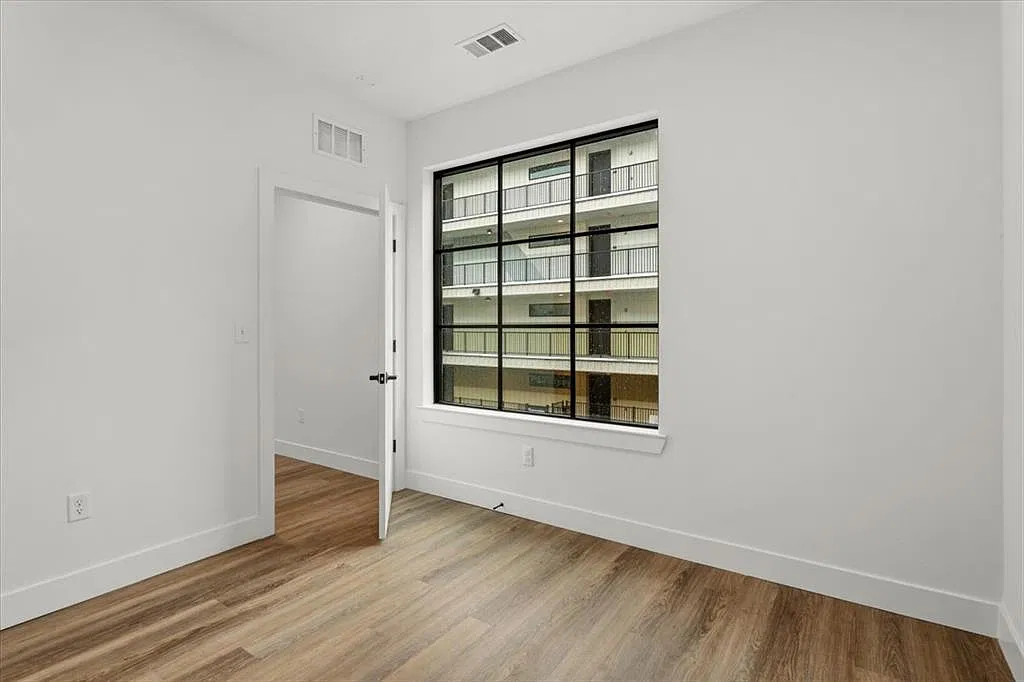 1 bed, 743 sqft, $1,795 — Photo 4