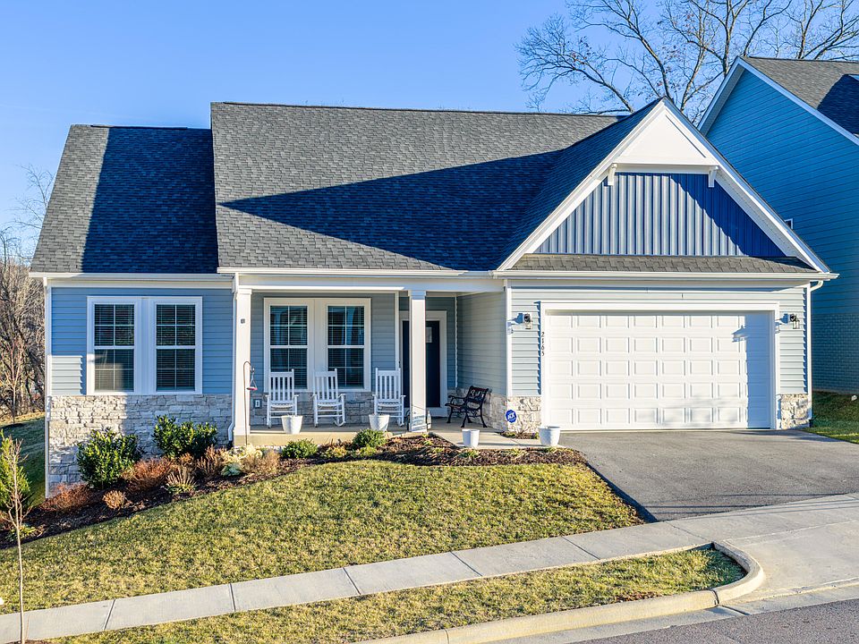 1st image of 2165 Kings Walk Dr