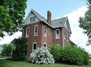 149 N Main St, Creston, OH