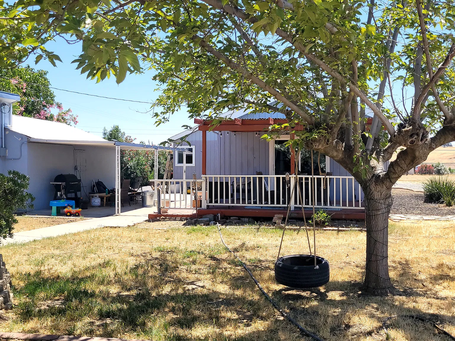 3 bed, 1830 sqft, $5,000 — Photo 4