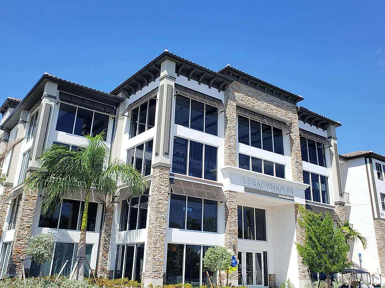 Legacy Naples Apartments — Photo 38