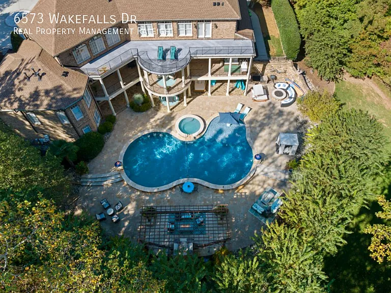 6573 Wakefalls Dr — Photo 2