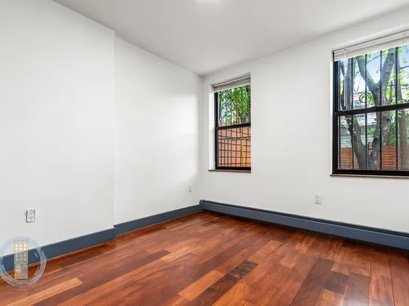 21 Herkimer Street image 7 of 18