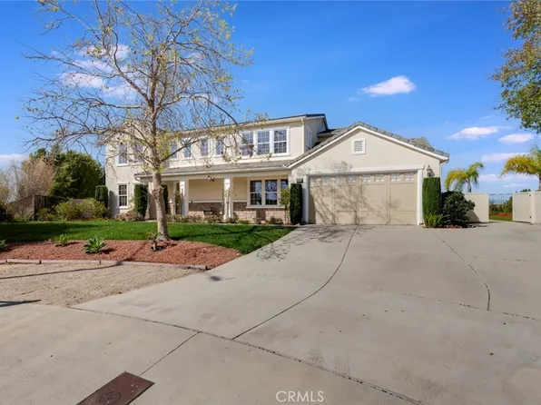 10641 Lost Trail Ave, Sunland, CA 91040