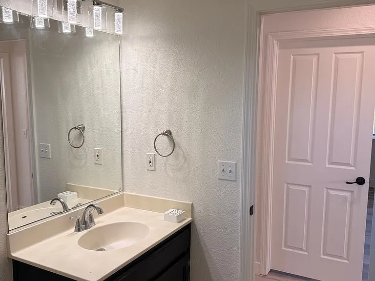 2749 Marlow Ct — Photo 26