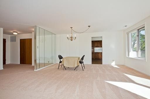 3rd image of 601 Lake Hinsdale Dr APT 202