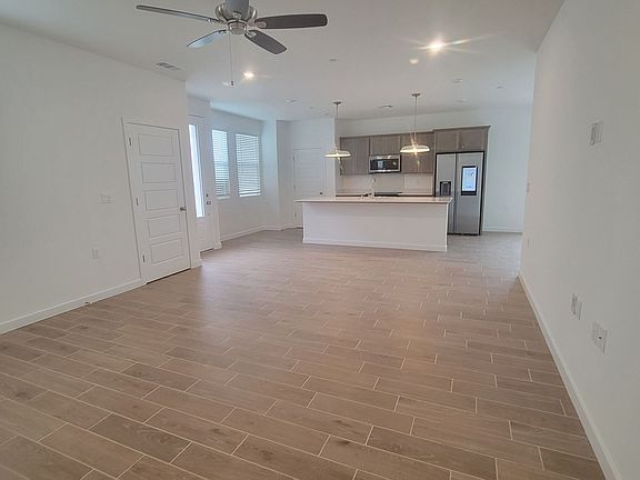 4th image of 12570 Pensinger Rd