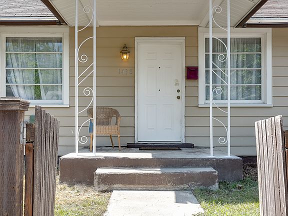 2nd image of 1438 E Woodland Ave
