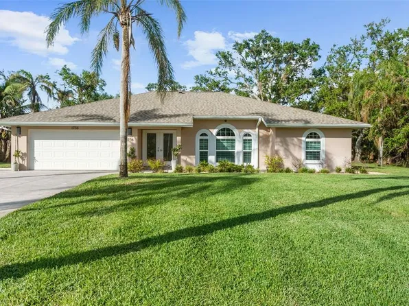 1736 Fessler St, Englewood, FL 34223