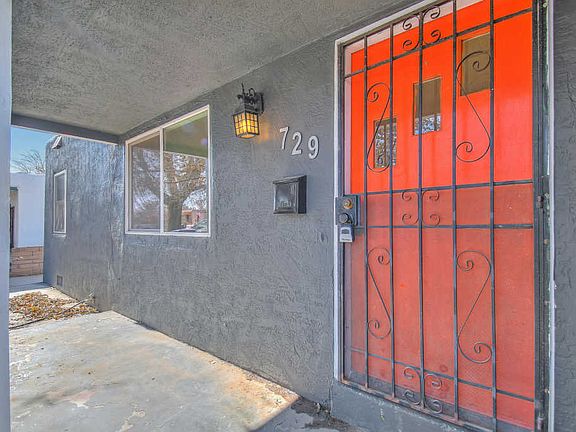 4th image of 729 Cardenas Dr SE