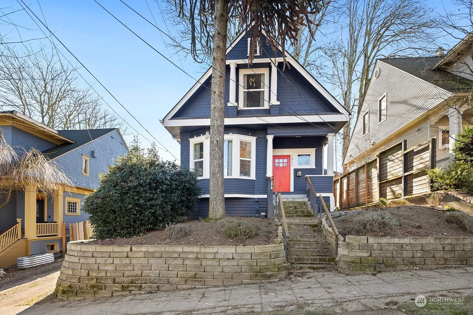 1811 E Howell St photo 1