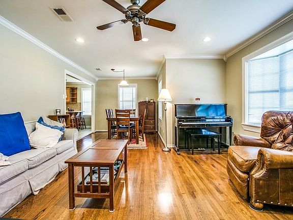 3rd image of 10024 Losa Dr