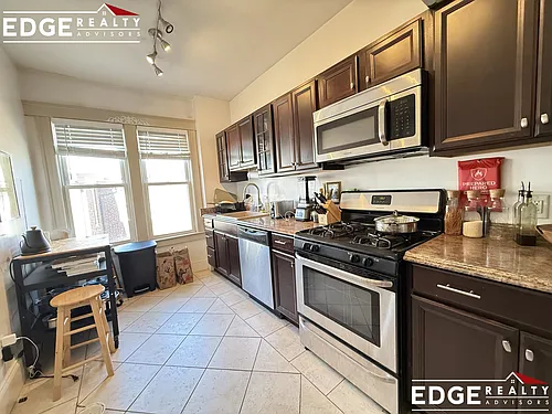 134 Sutherland Rd #4 Photo 1