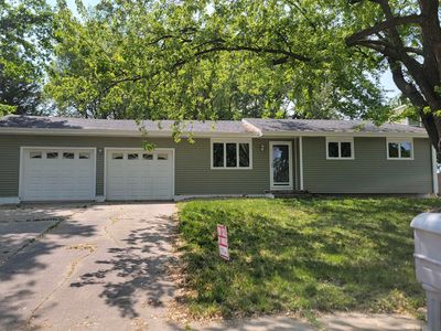 8114 S 39th St, Bellevue, NE, 68147